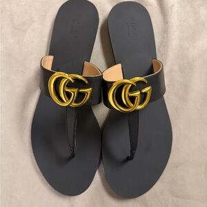 Gucci Black Leather Slide Sandals with Gold Double G